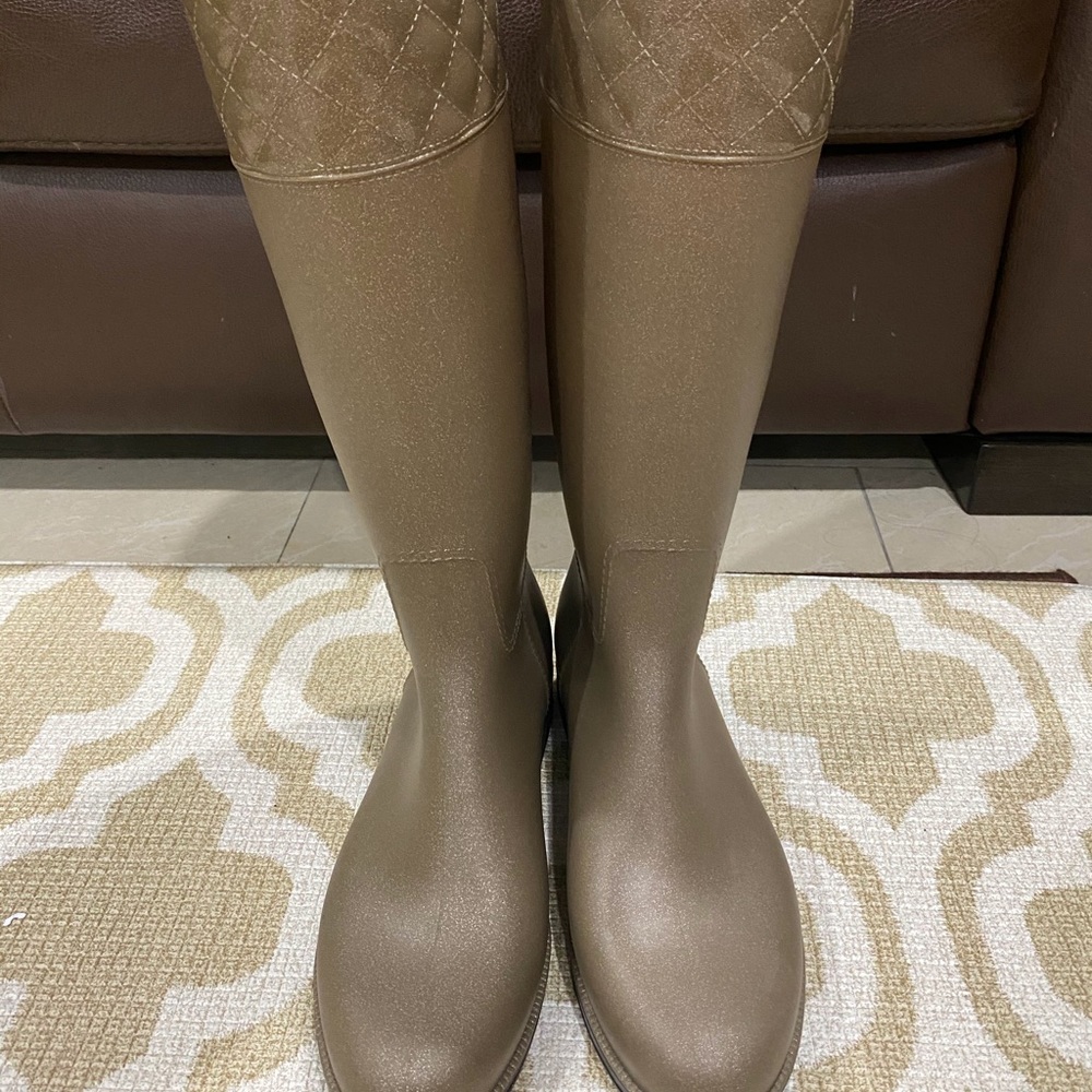 Dav tall rain boots light brown with gold shimmer